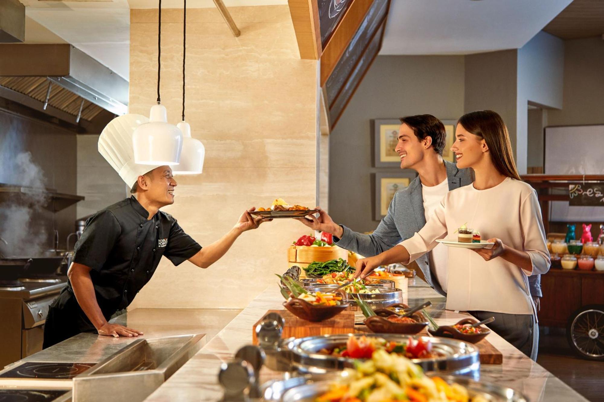 Four Points By Sheraton Surabaya, Tunjungan Plaza מראה חיצוני תמונה