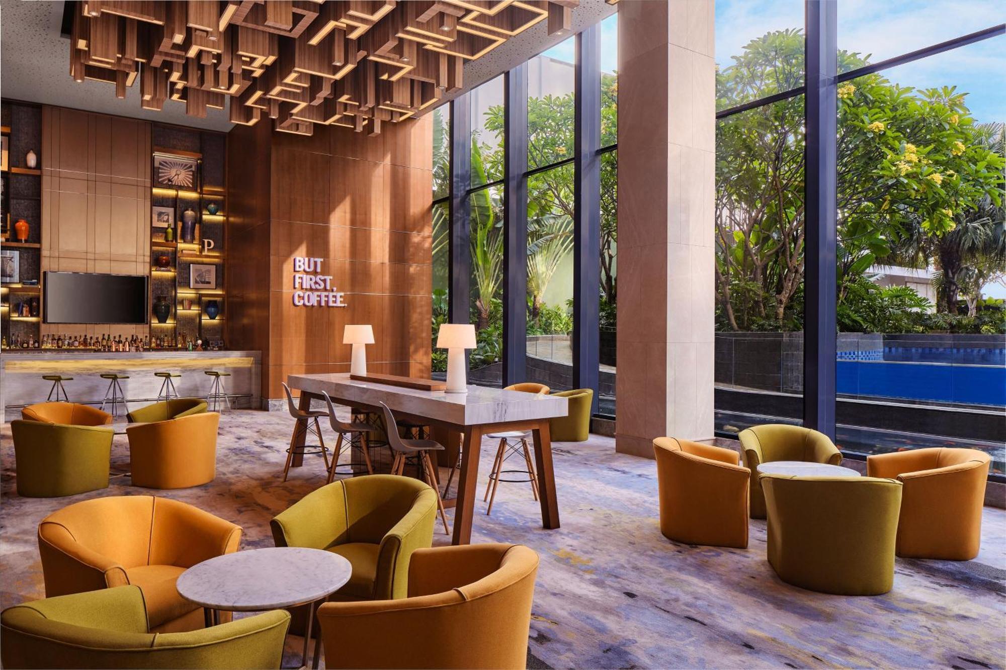 Four Points By Sheraton Surabaya, Tunjungan Plaza מראה חיצוני תמונה