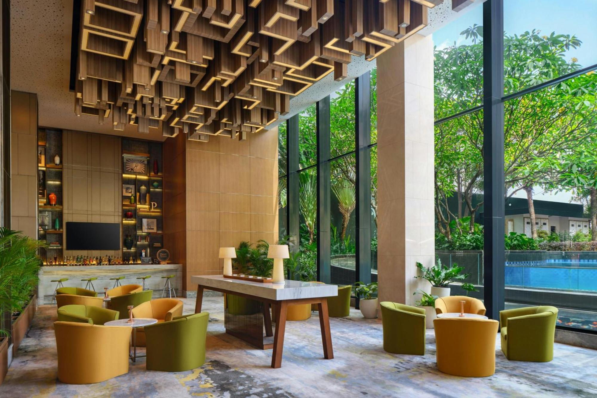 Four Points By Sheraton Surabaya, Tunjungan Plaza מראה חיצוני תמונה