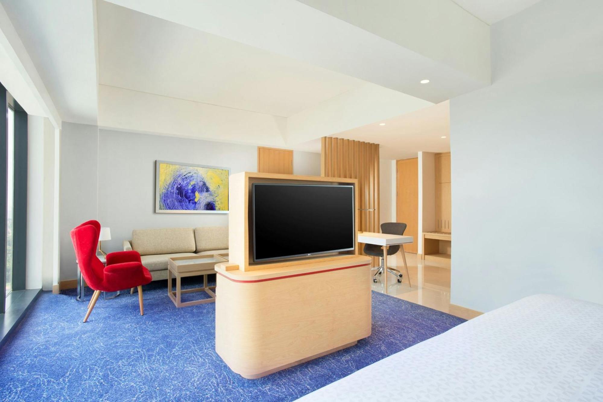 Four Points By Sheraton Surabaya, Tunjungan Plaza מראה חיצוני תמונה