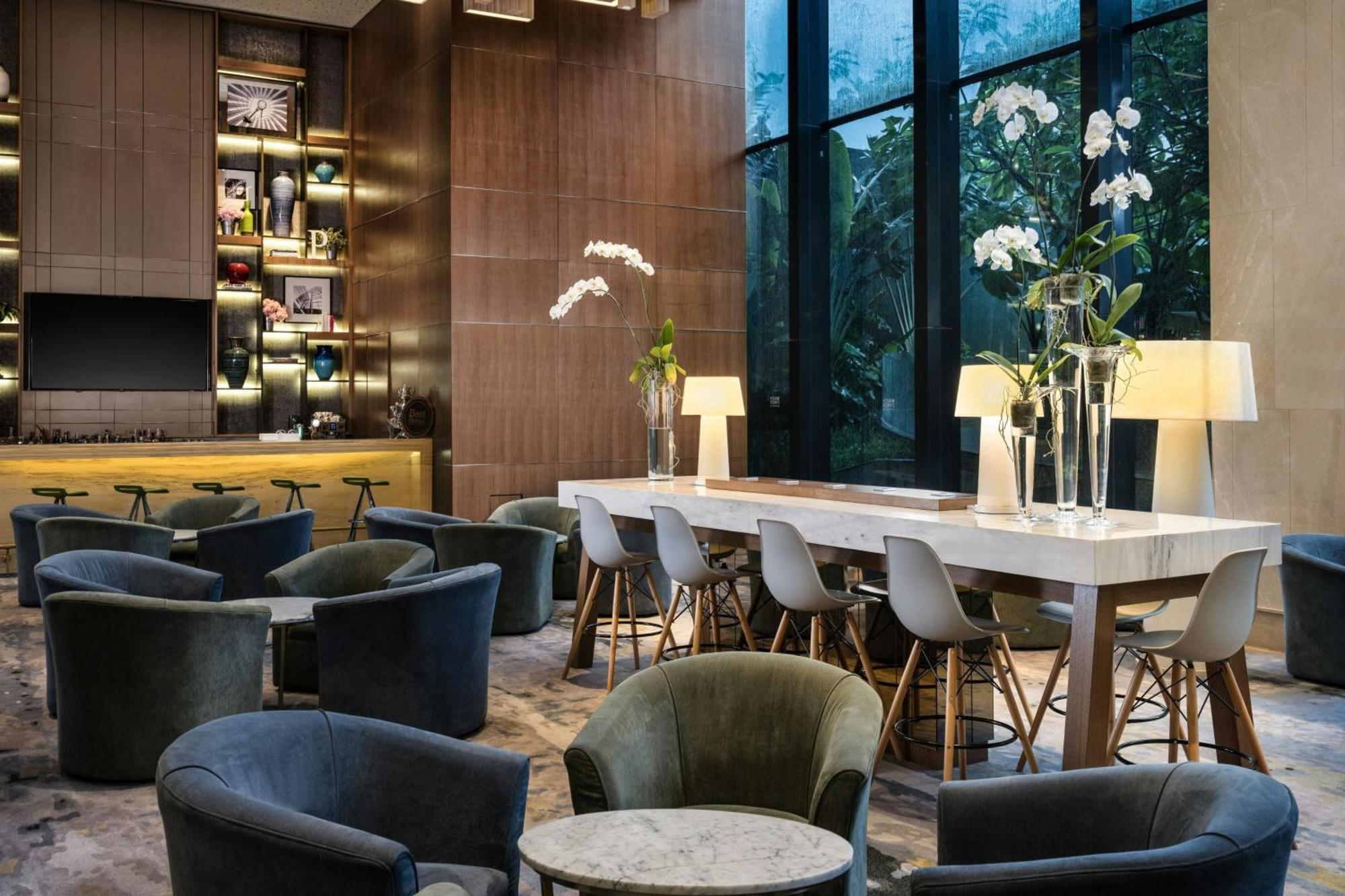Four Points By Sheraton Surabaya, Tunjungan Plaza מראה חיצוני תמונה